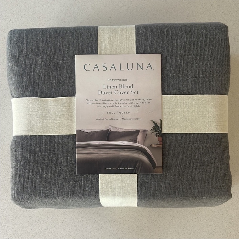 Queen/Full .New Casaluna linen blend duvet cover in dark gray color